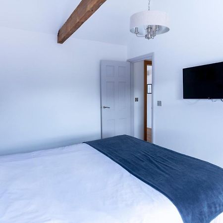 Apartment 6 At Number 8: City Centre, 1 Bedroom, Sofa Bed In Lounge Canterbury Exterior photo