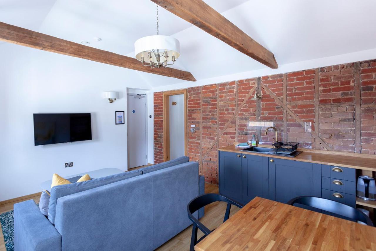 Apartment 6 At Number 8: City Centre, 1 Bedroom, Sofa Bed In Lounge Canterbury Exterior photo